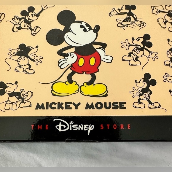 Vintage Disney Mickey Mouse Wristwatch With Original Box & Packaging - Picture 3 of 9